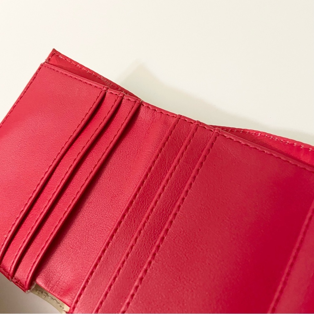 Loungefly Strawberry Shortcake Trifold Wallet - Picture 13 of 16